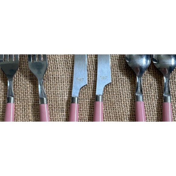 Vintage Sango Flatware Dusty Pink Rose Plastic Handle Incomplete Set Cottagecore - Picture 3 of 3